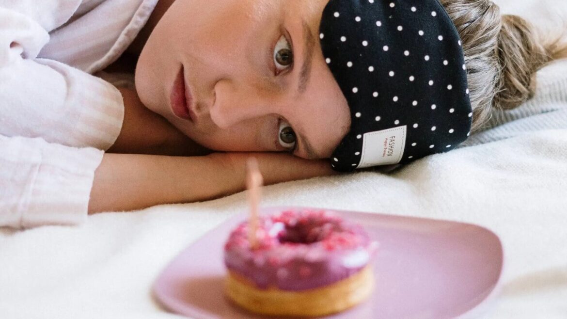 Was hilft zuverlässig gegen Heißhunger? Heißhunger stoppen. 9 effektive Tipps